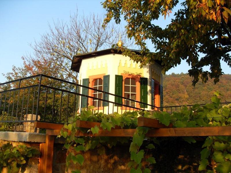 Loblocher Max Und Moritz Neustadt an der Weinstrasse Exterior photo